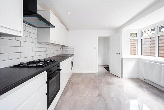 3 Bedroom Terraced House To Rent In Cedars Road, London, E15