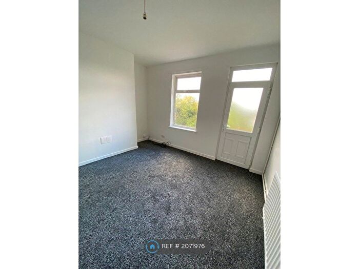 2 Bedroom End Of Terrace House To Rent In Pinfold Cottages, Cudworth, Barnsley, S72