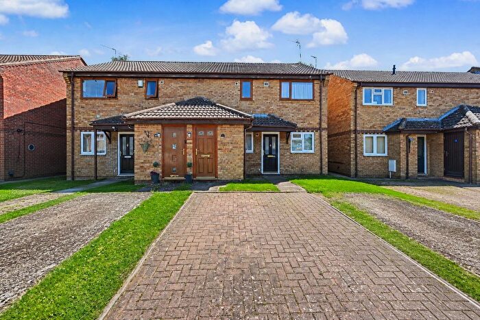 1 Bedroom Maisonette For Sale In Hudson Road, Rugby, CV22