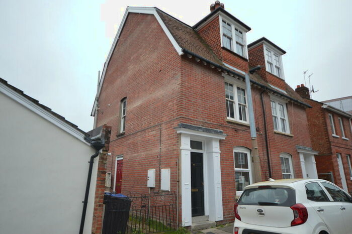 2 Bedroom Maisonette To Rent In Barnard Street, Salisbury, SP1