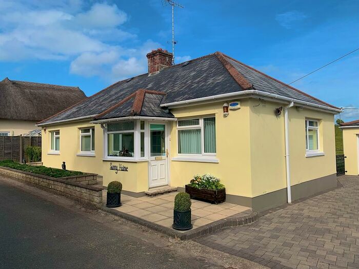 3 Bedroom Detached Bungalow For Sale In ., Lower Bockhampton, Dorchester, DT2
