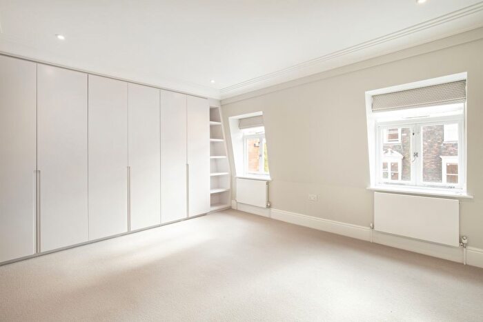 1 Bedroom Flat To Rent In Hans Road, London, SW3 - Photo 3
