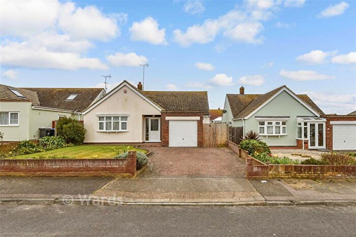 3 Bedroom Detached Bungalow For Sale In David Avenue, Cliftonville, Margate, Kent, CT9