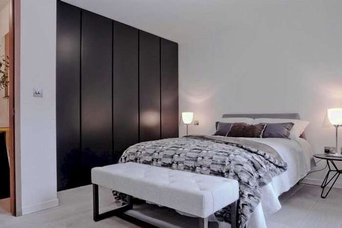 3 Bedroom Flat To Rent In Weymouth Street, Marylebone, W1W