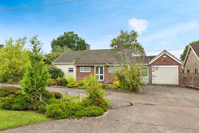 3 Bedroom Detached Bungalow For Sale In Harleston, Harleston, Stowmarket, IP14