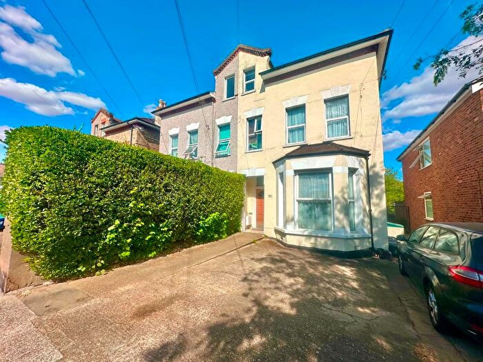 5 Bedroom Semi-Detached House For Sale In A Athelstan Road, Romford, RM3