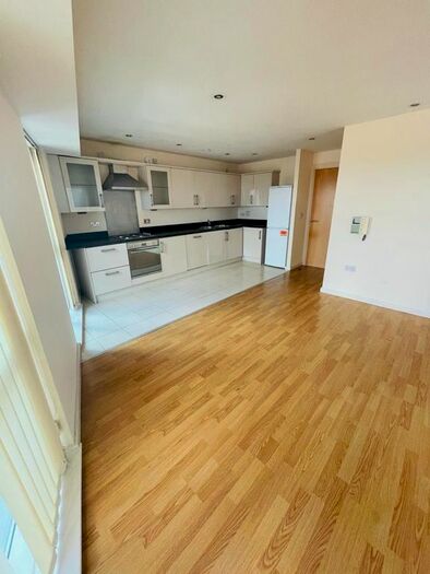 2 Bedroom Flat To Rent In Apartment, Masshouse Plaza, Birmingham, B5