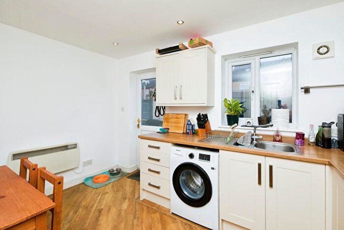 2 Bedroom End Of Terrace House For Sale In Stornoway Close, Derby, Derbyshire, DE24
