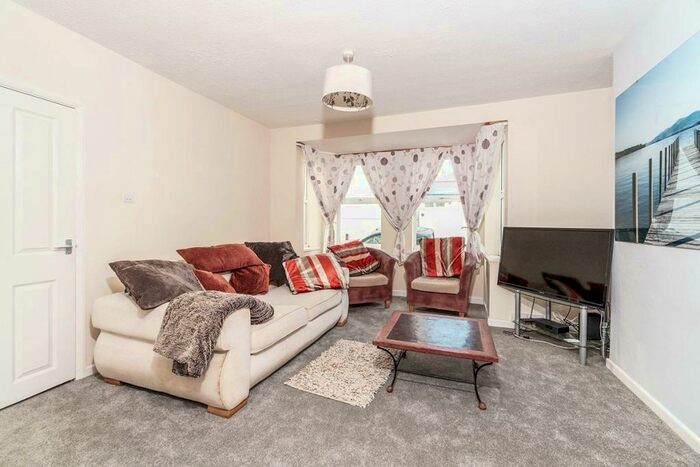 2 Bedroom Flat To Rent In Priory Road, Plymouth, PL3