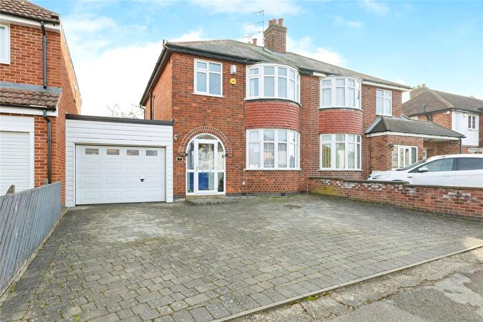 3 Bedroom Semi Detached House For Sale In Wigley Road, Leicester, Leicestershire, LE5