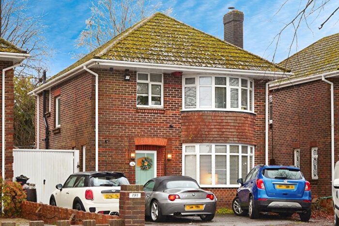 3 Bedroom Detached House For Sale In West End Road, Southampton, SO18