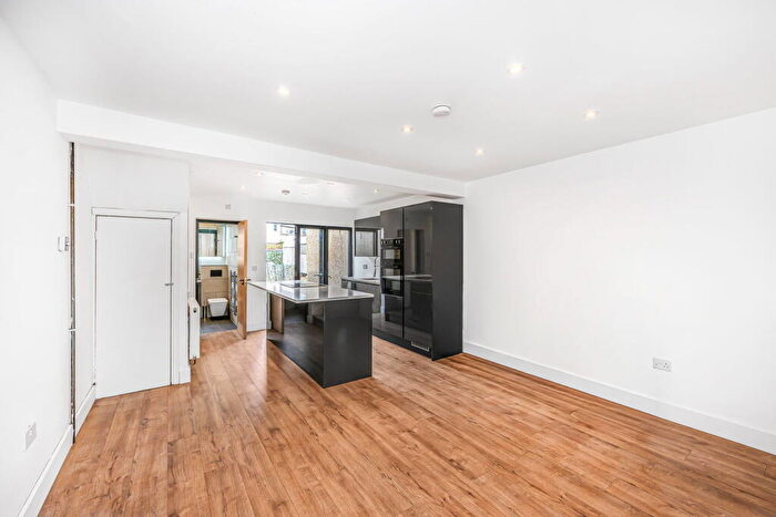 2 Bedroom Terraced House For Sale In Oval Road, Dagenham, RM10