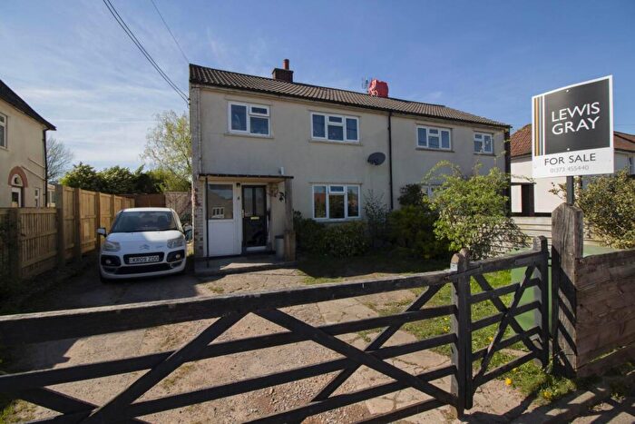 3 Bedroom Semi Detached House For Sale In Station Road, Wanstrow, BA4