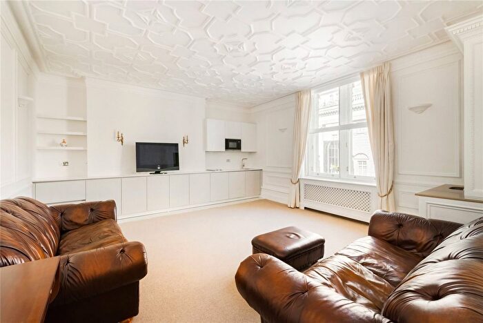 1 Bedroom Flat To Rent In Bank Chambers, Jermyn Street, London, SW1Y