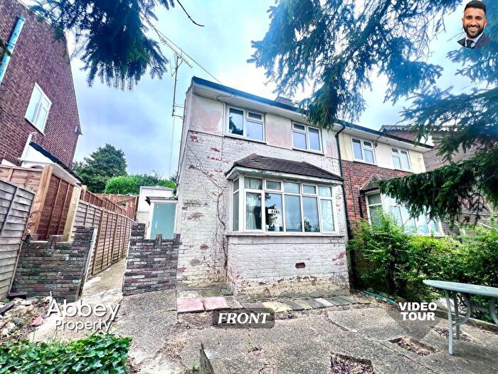 3 Bedroom Semi-Detached House To Rent In Hitchin Road, Wigmore, LU2