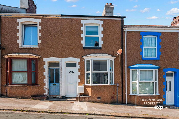 2 Bedroom Terraced House For Sale In Glenmore Avenue, Plymouth, Devon, PL2
