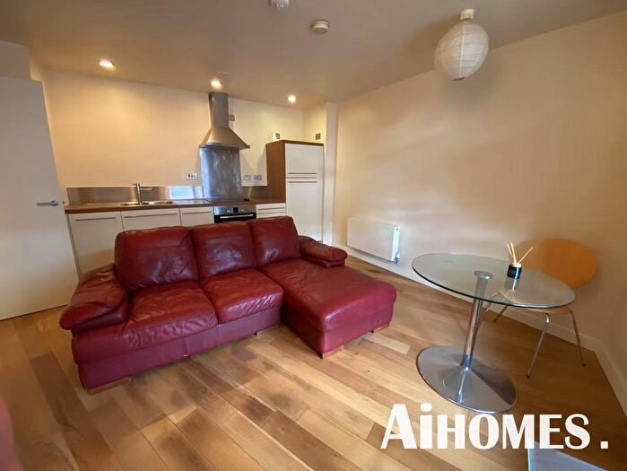 1 Bedroom Flat To Rent In Islington Wharf, Great Ancoats Street, Manchester, M4