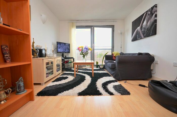 1 Bedroom Flat To Rent In Deals Gateway, London, SE13