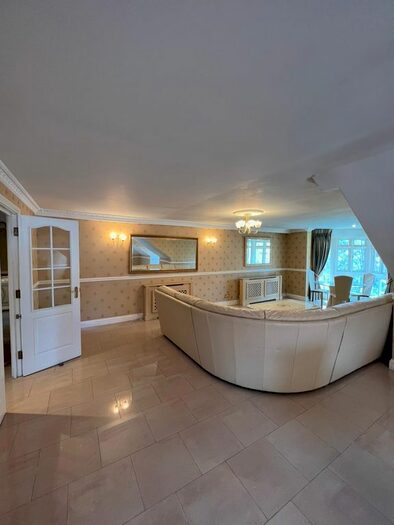 2 Bedroom Flat To Rent In Riverside Gardens, London, N3