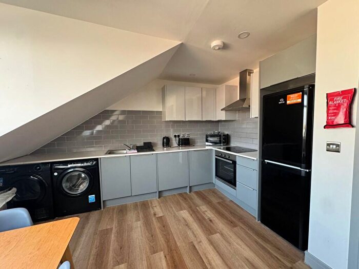 1 Bedroom Flat To Rent In Charnwood Street, Derby, Derbyshire, DE1