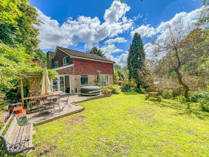 3 Bedroom Detached House For Sale In Station Road, Crowhurst, TN33