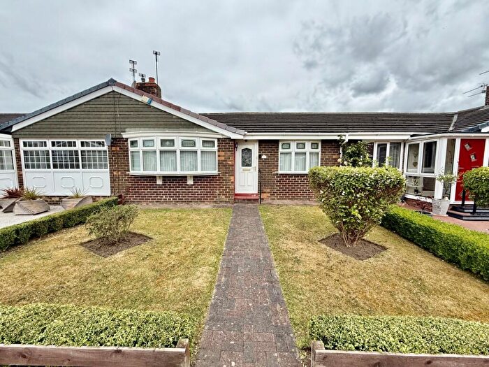 2 Bedroom Terraced Bungalow For Sale In Oakfield Close, Sunderland, Tyne And Wear, SR3