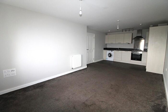2 Bedroom Flat To Rent In Moses Walk, Great Blakenham, IP6