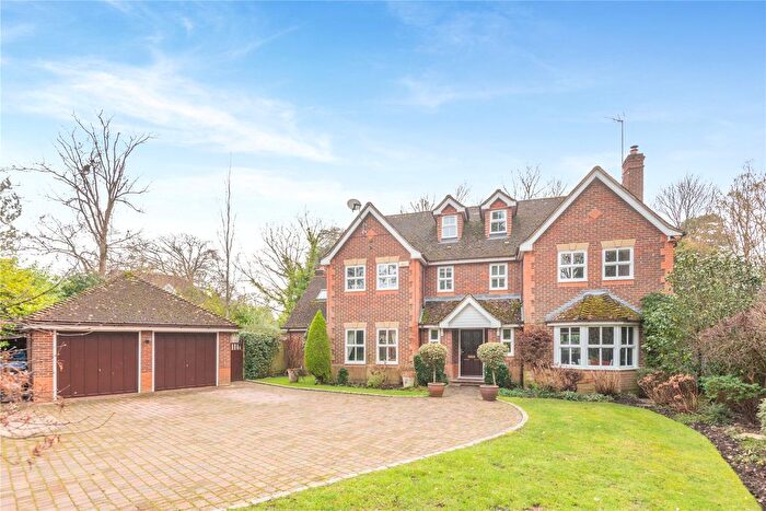 6 Bedroom Detached House For Sale In Woking, Surrey, GU22