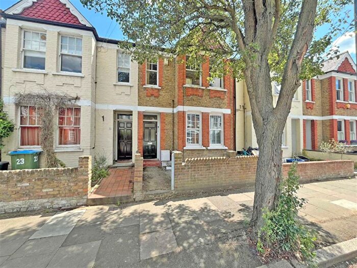 1 Bedroom Flat To Rent In Dancer Road, Kew, TW9