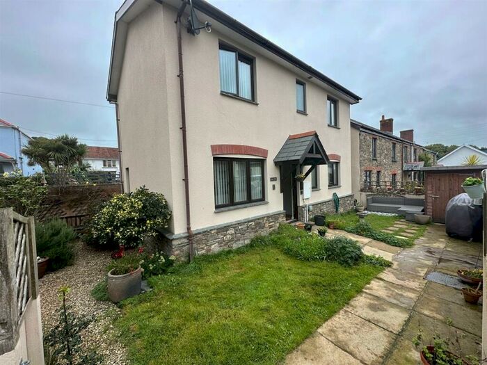 3 Bedroom Detached House To Rent In Chapel Street, Braunton, EX33