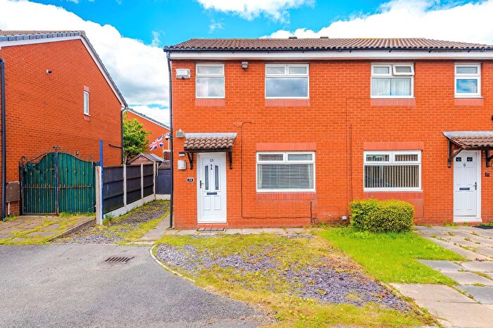 3 Bedroom Semi-Detached House For Sale In Cartwright Grove, Leigh, WN7