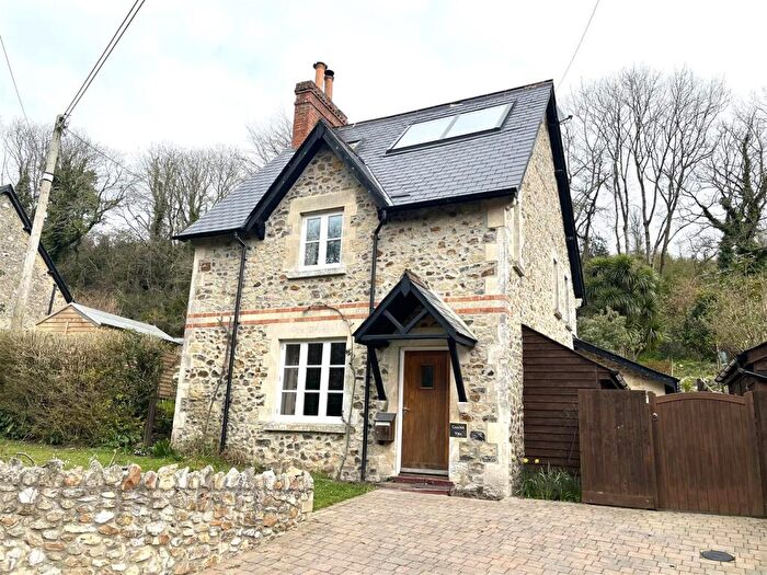 3 Bedroom Detached House To Rent In Couchill, Beer, EX12