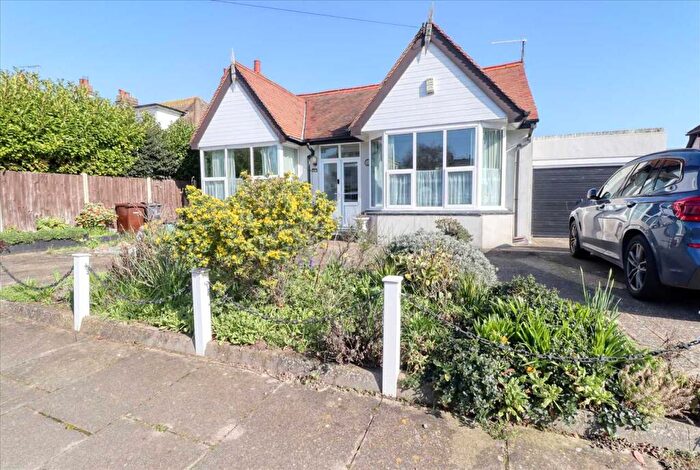 3 Bedroom Bungalow For Sale In Russell Road, East Clacton, CO15