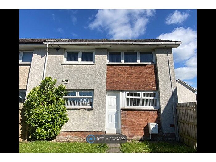 2 Bedroom End Of Terrace House To Rent In Leven Place, Irvine, KA12