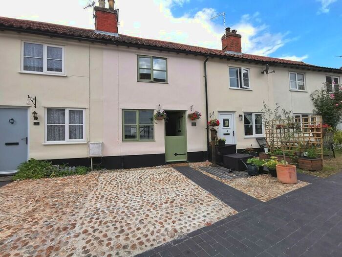 1 Bedroom Cottage To Rent In Shipps Close, Harleston, IP20