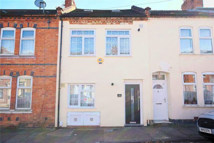 2 Bedroom Duplex To Rent In Dunster Street, Northampton, NN1