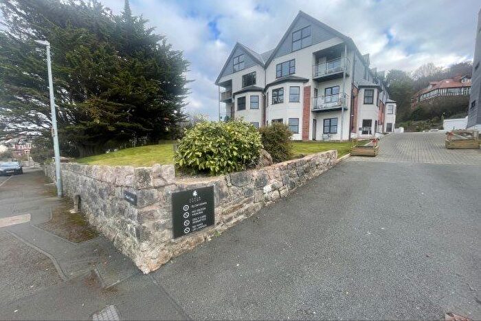 2 Bedroom Flat To Rent In Victoria Park, Bae Colwyn, LL29