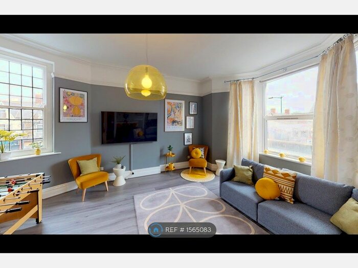 8 Bedroom Flat To Rent In Crwys Road, Cardiff, CF24