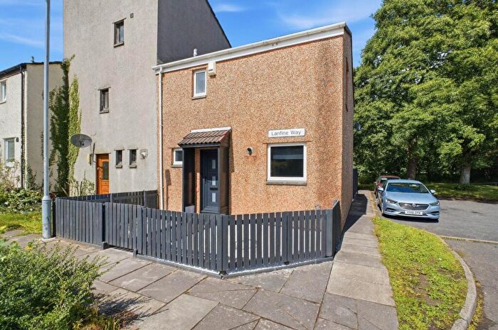 3 Bedroom End Of Terrace House For Sale In Lanfine Way, Girdle Toll, Irvine, KA11