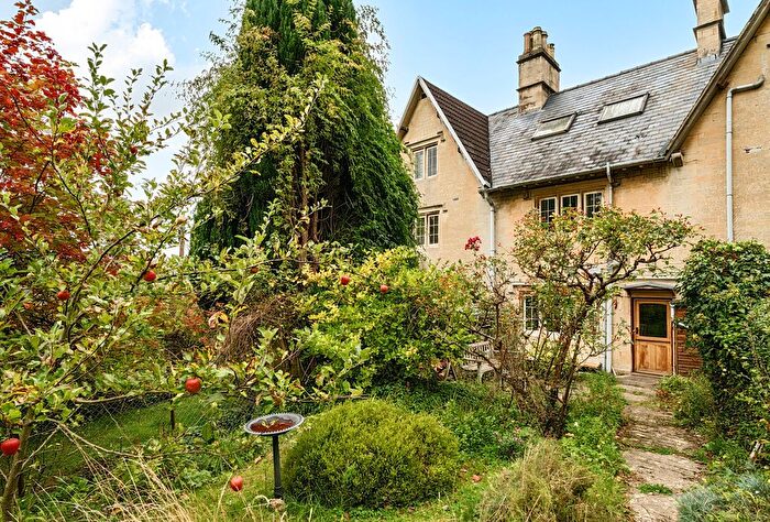 3 Bedroom Terraced House For Sale In Wick Street, Stroud, Gloucestershire, GL6