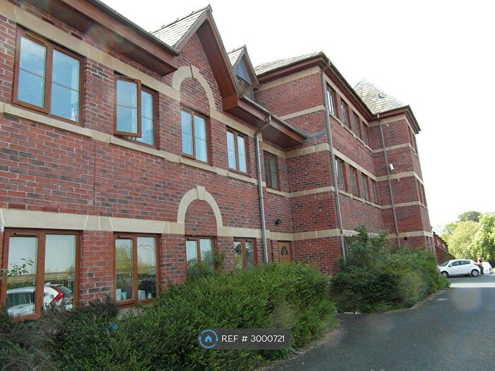 2 Bedroom Flat To Rent In Mill Street, Redditch, B97