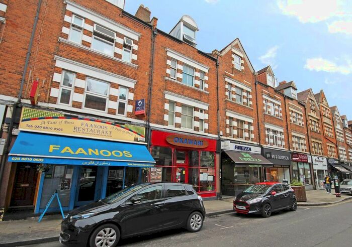Studio To Rent In Bond Street, London, W5