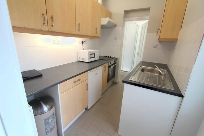 1 Bedroom Flat To Rent In Hobart Street, Sheffield, S11