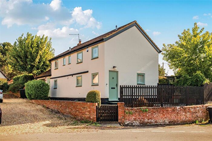 3 Bedroom Detached House To Rent In Grange Road, Felmersham, Bedford, Bedfordshire, MK43