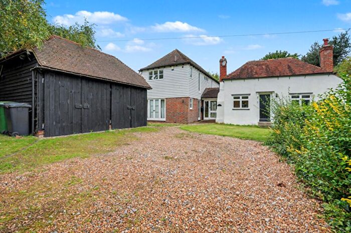 4 Bedroom Cottage For Sale In Willington Street, Maidstone, ME15