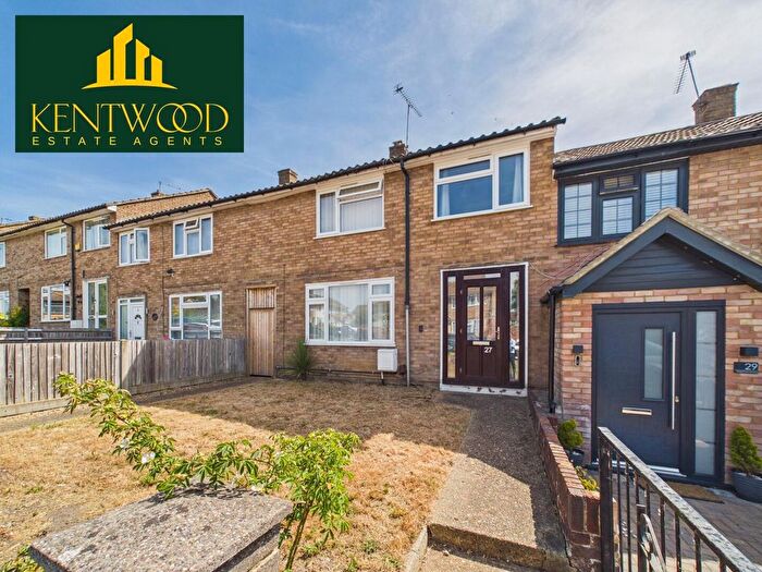 3 Bedroom Property For Sale In Egerton Road, Slough, SL2