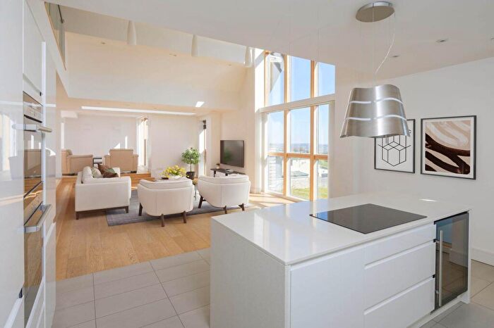 2 Bedroom Apartment To Rent In Equus House, Lansdown, BA1