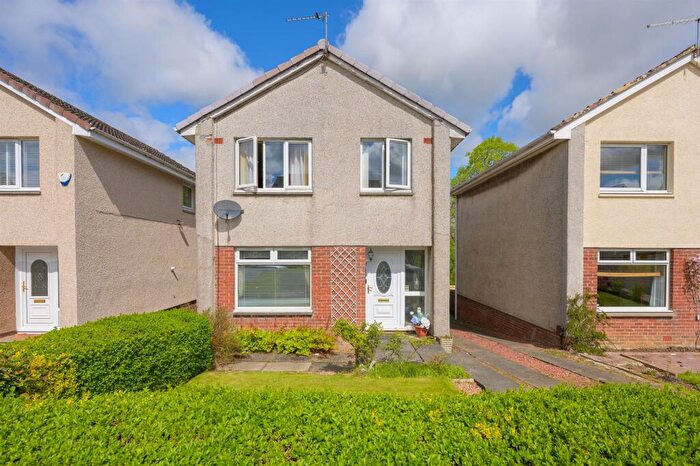 3 Bedroom Detached House For Sale In Glenburn Gardens, Whitburn, EH47