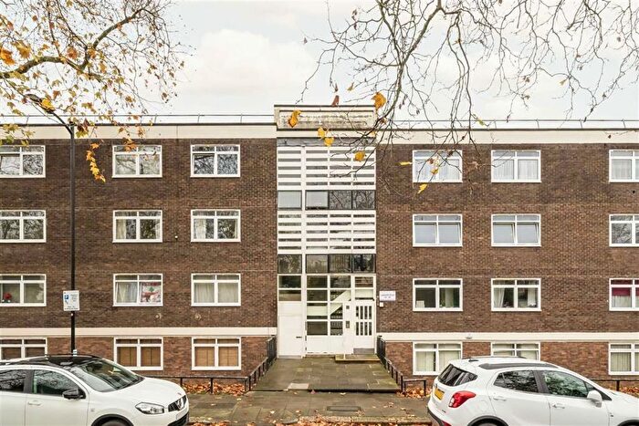 3 Bedroom Flat To Rent In Delamere Terrace, London, W2