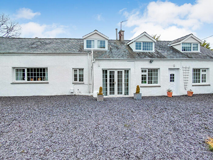 4 Bedroom Detached House For Sale In The Windmill, Pig Street, Llanbedrog, LL53